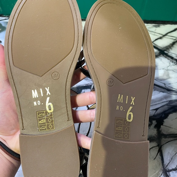 Mix No. 6 - Picture 4 of 4